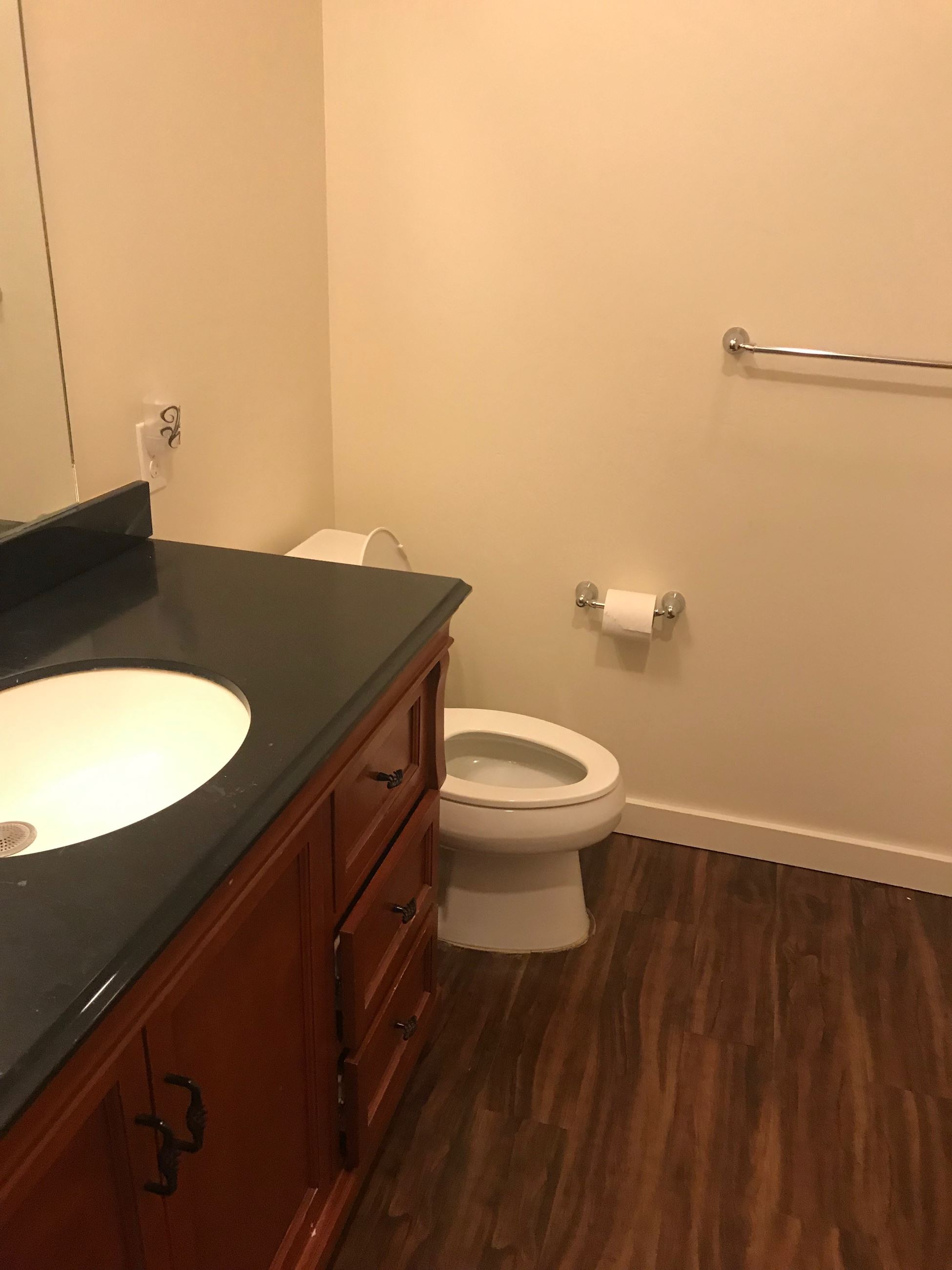2nd Floor Bathroom